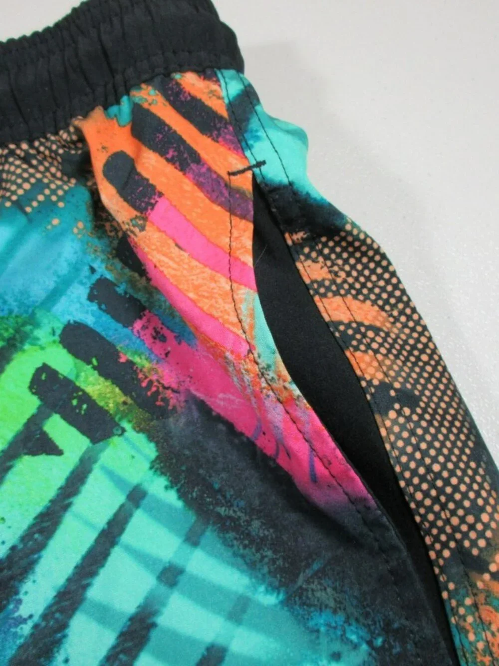 Hot Coals mens colorful unlined Hawaiian swim trunks L EUC